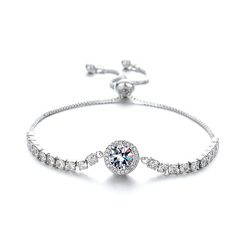 Personalized and versatile minimalist bracelet