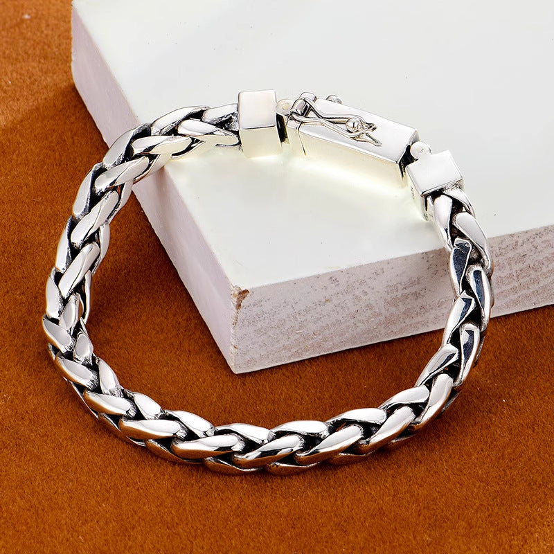 Exquisite Patterned Vintage Bracelet