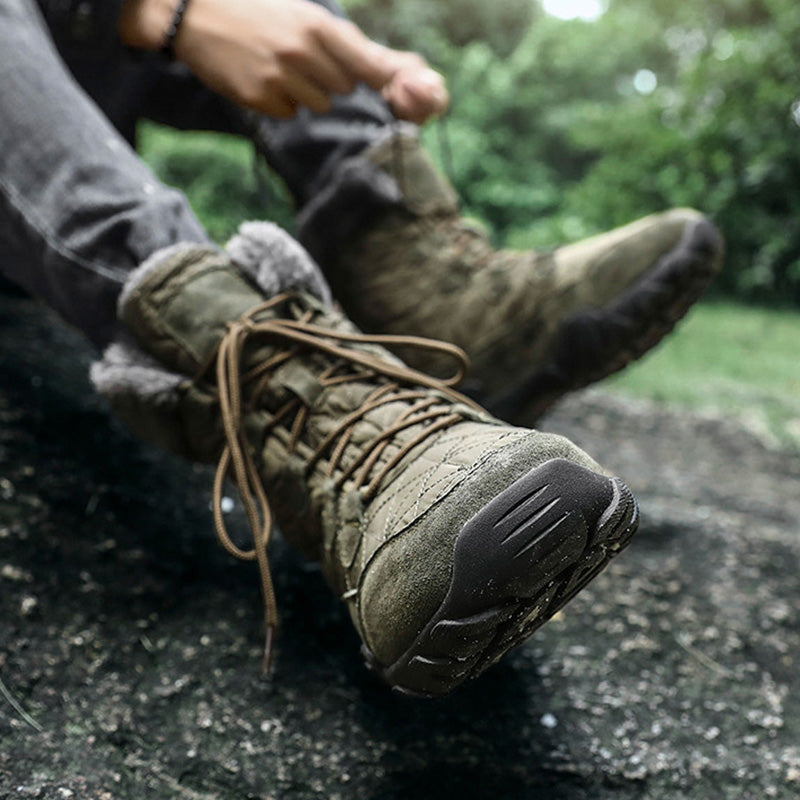 Chictango Wolf Snow Boots