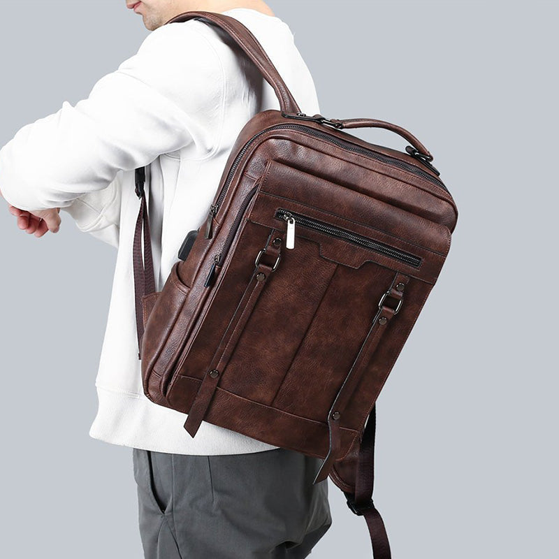 Chictango Voyager Leather Backpack