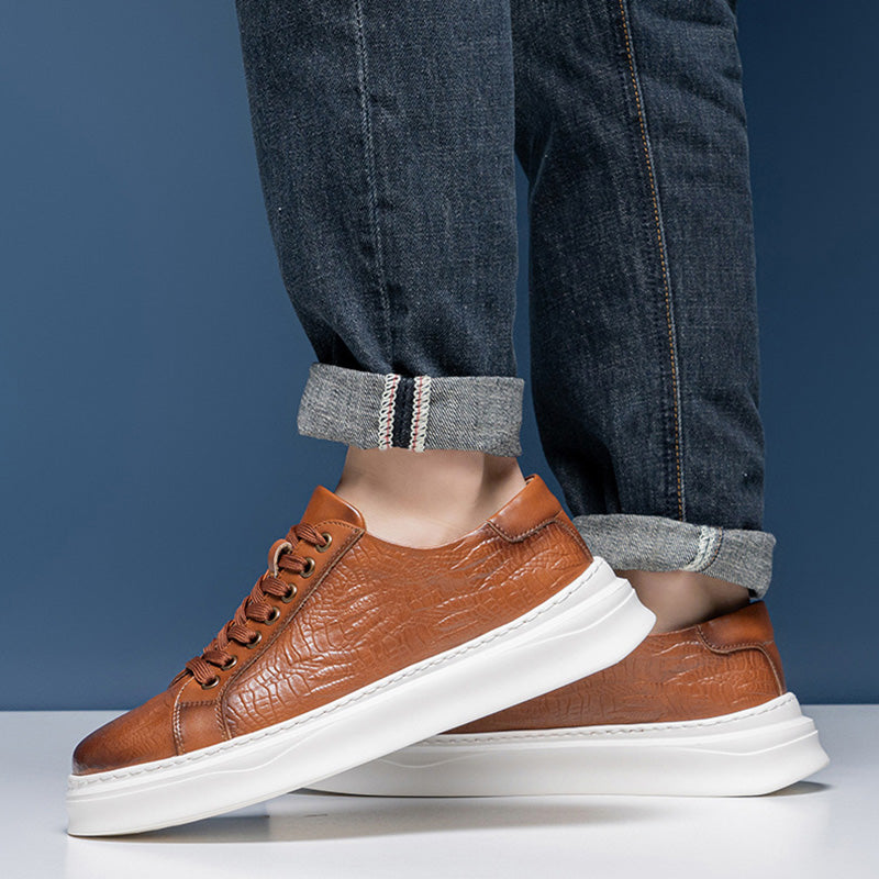 Chictango Cognac Classic Sneakers