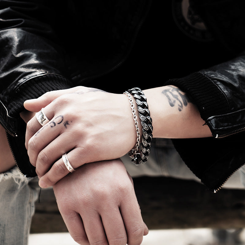 Black Retro Carved Bracelet