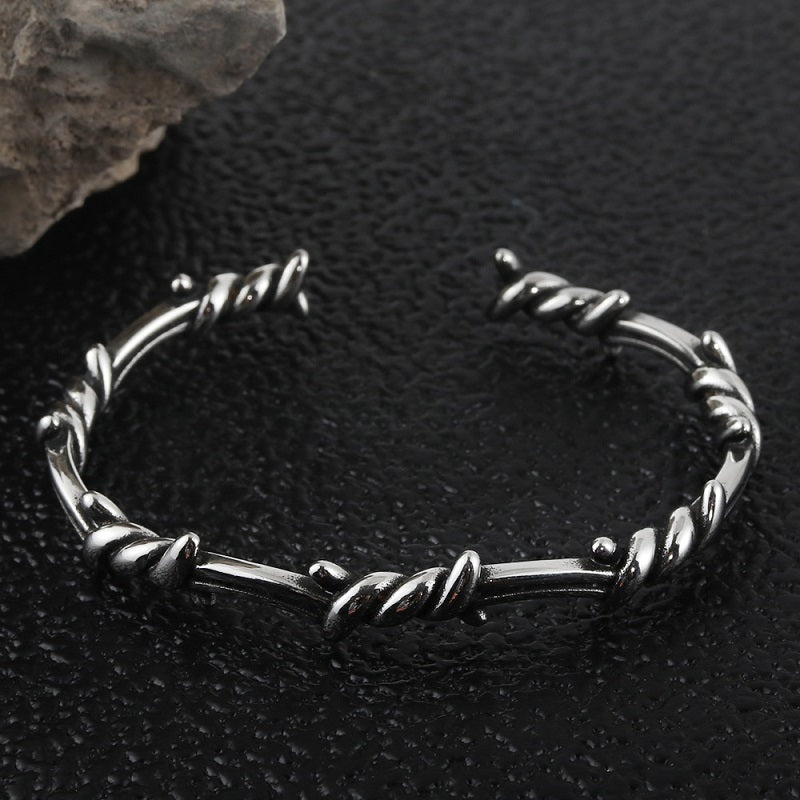 Twisted Thorn Open Bracelet