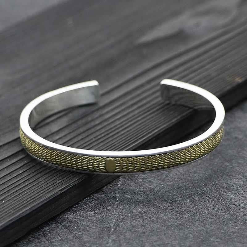 Retro totem open bracelet