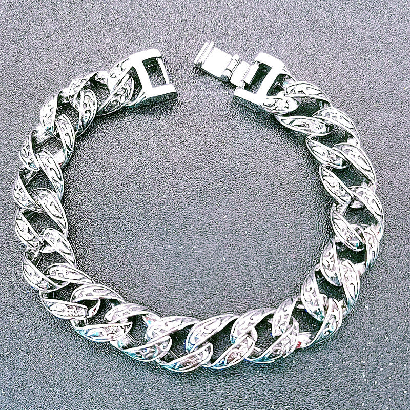 Black Retro Carved Bracelet