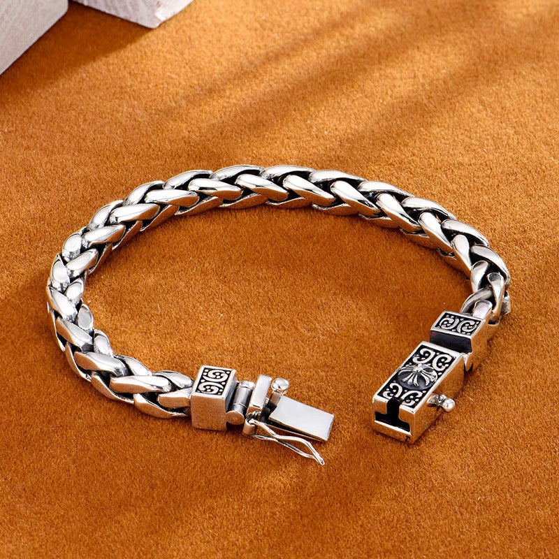 Exquisite Patterned Vintage Bracelet