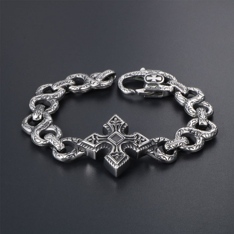 Vintage cross patterned bracelet
