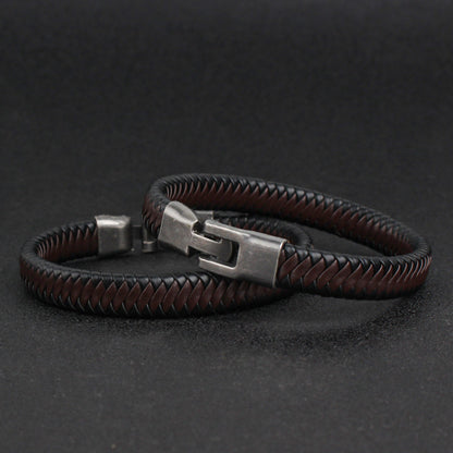 Men's leather bracelet