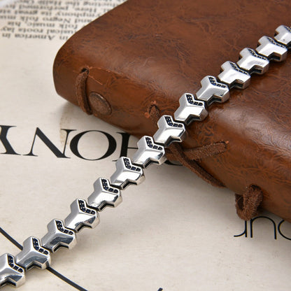 Inlaid zircon retro niche bracelet