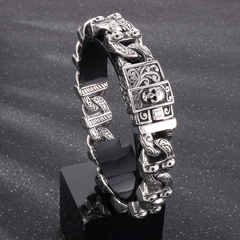Punk retro interlocking skull bracelet