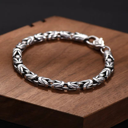 Personalized retro minimalist bracelet