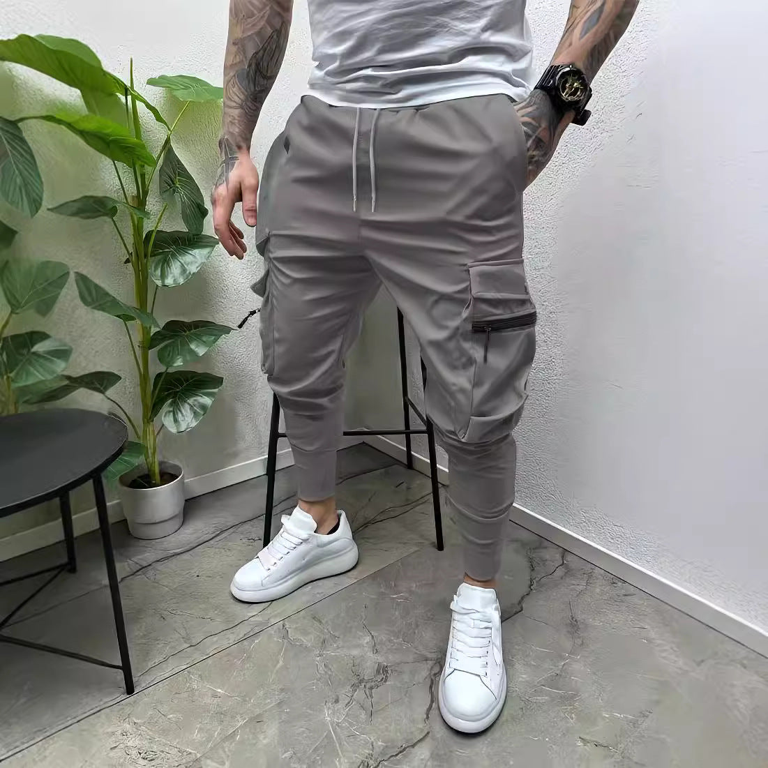 Chictango Pockets Tapered Pants