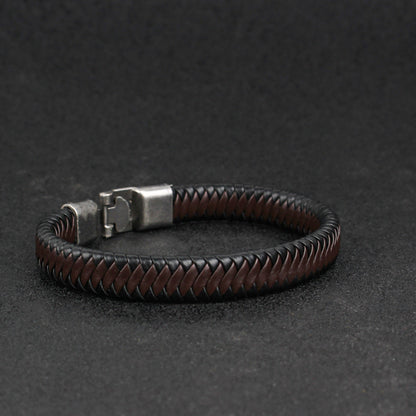 Men's leather bracelet