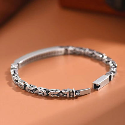 Narrow smooth hollowed out bracelet