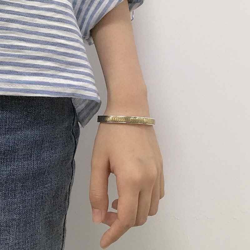 Retro totem open bracelet