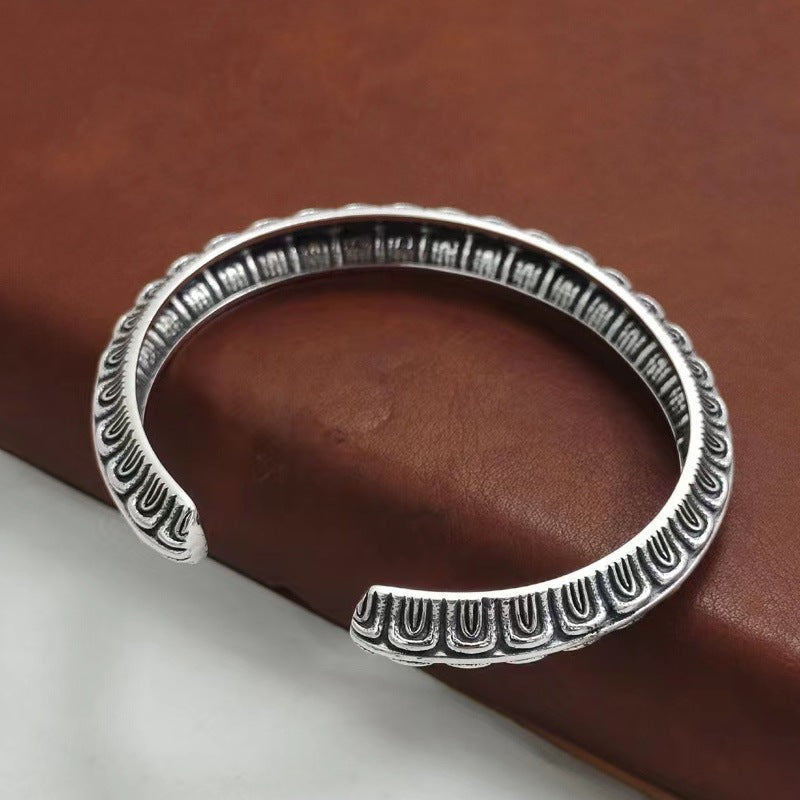 Advanced design and niche hip-hop bracelets