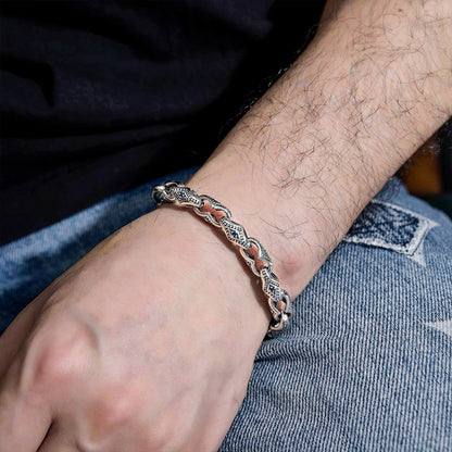 Vintage patterned bracelet