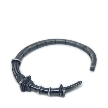 Vintage minimalist and domineering personalized bracelet