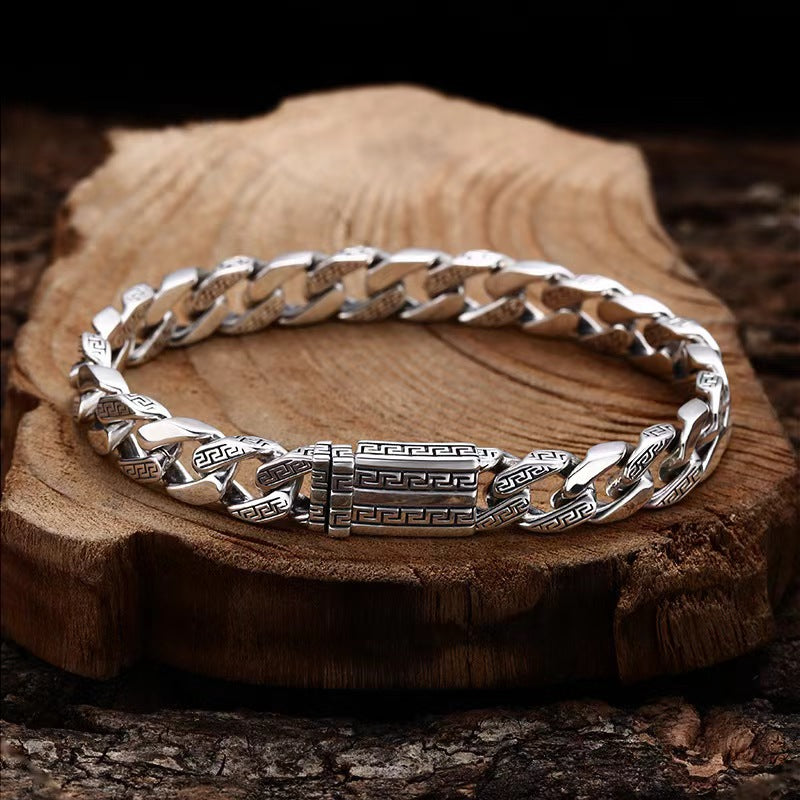 Vintage patterned bracelet