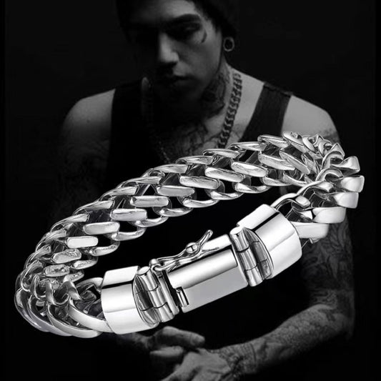 Minimalist circular bracelet